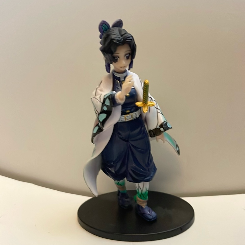 Shinobu figure.